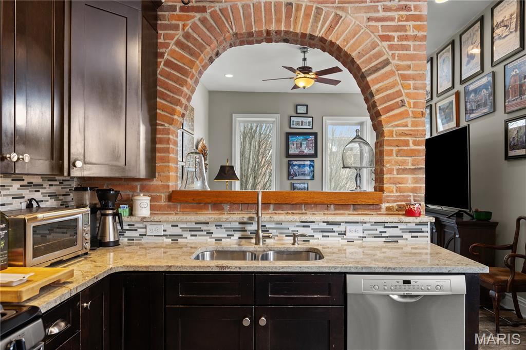 Lafayette Square - Residential