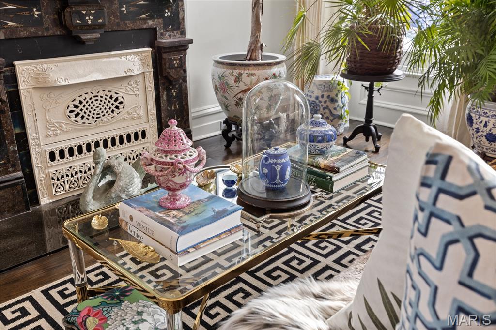 Lafayette Square - Residential