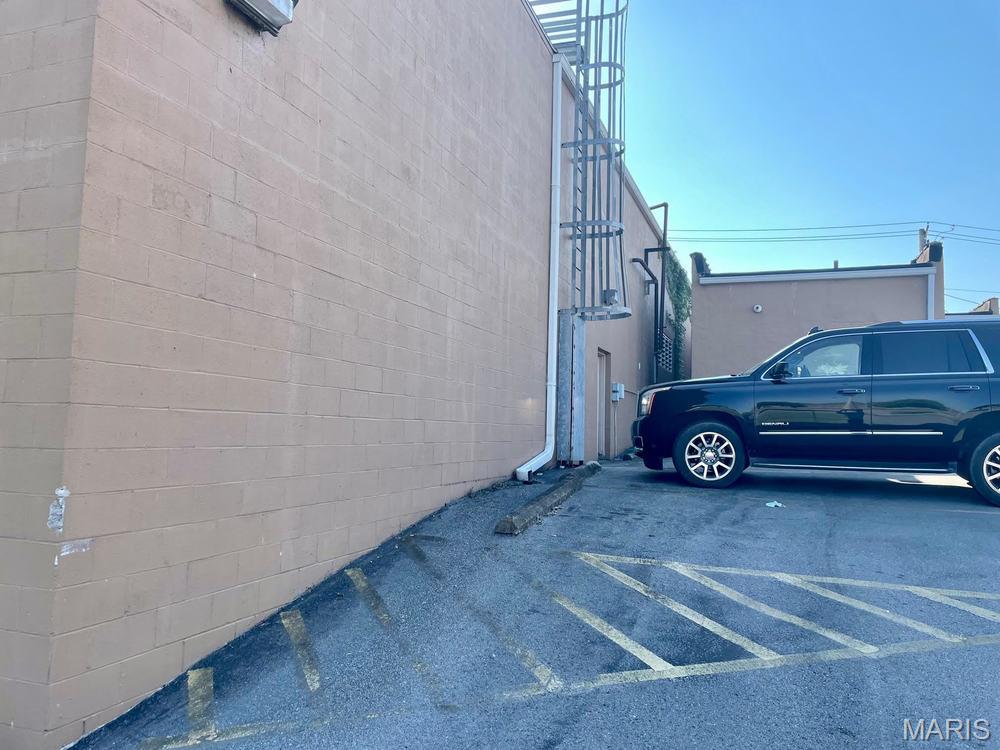 None - Commercial Lease