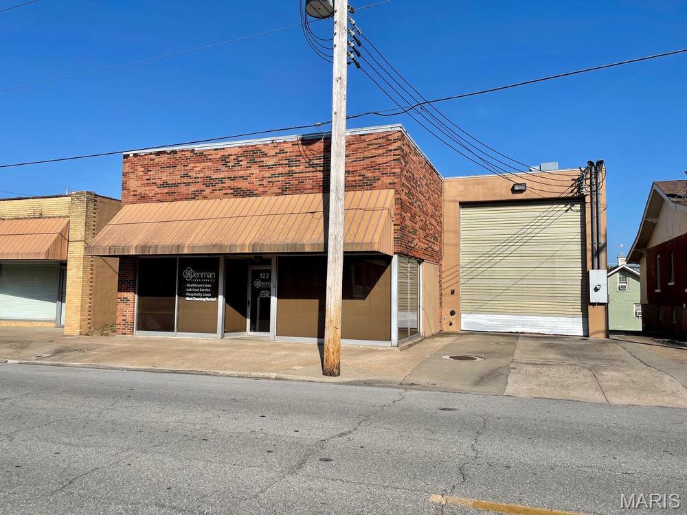 None - Commercial Lease