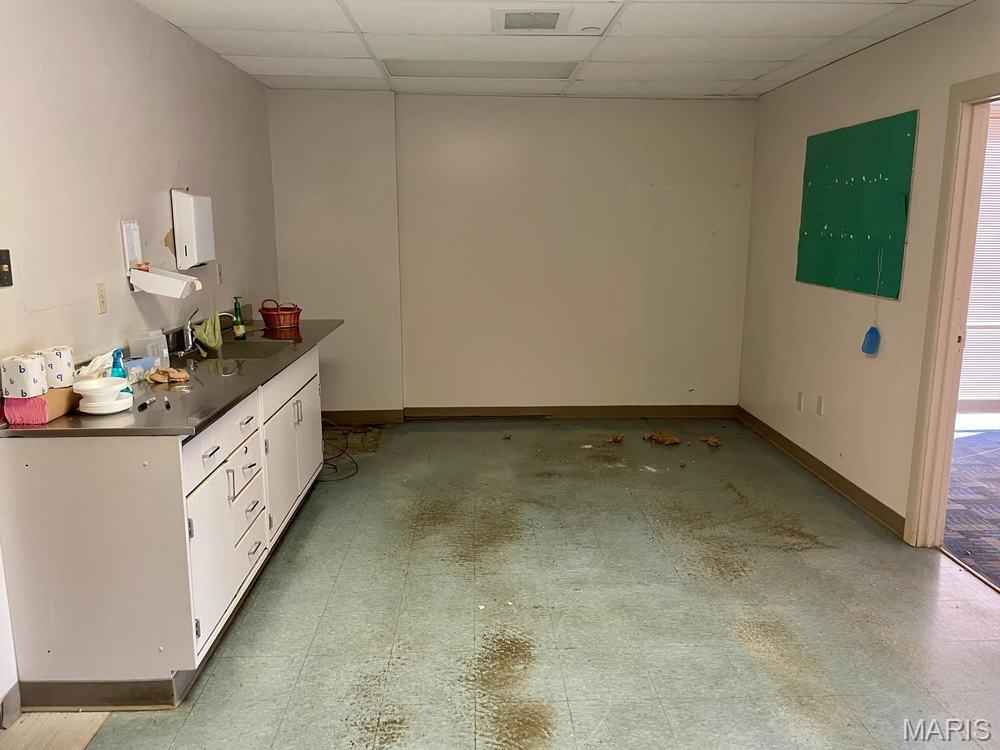 None - Commercial Lease