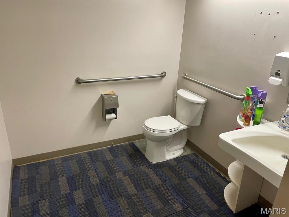 None - Commercial Lease