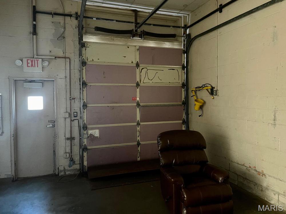 None - Commercial Lease
