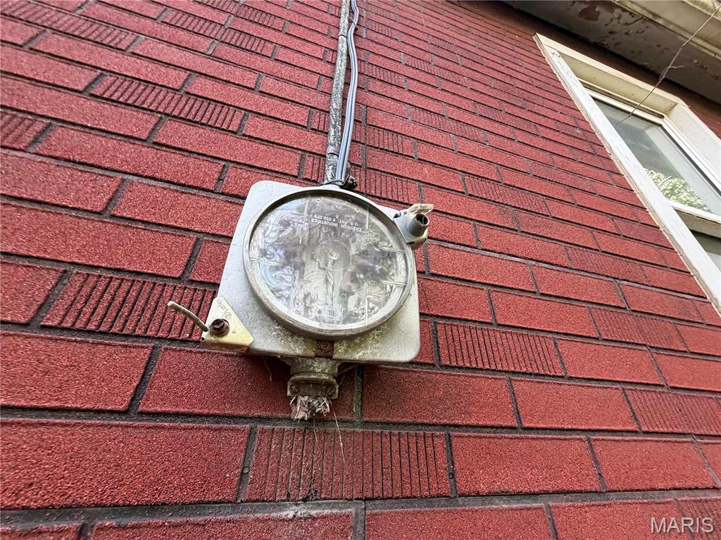 West Walnut Manor - Residential