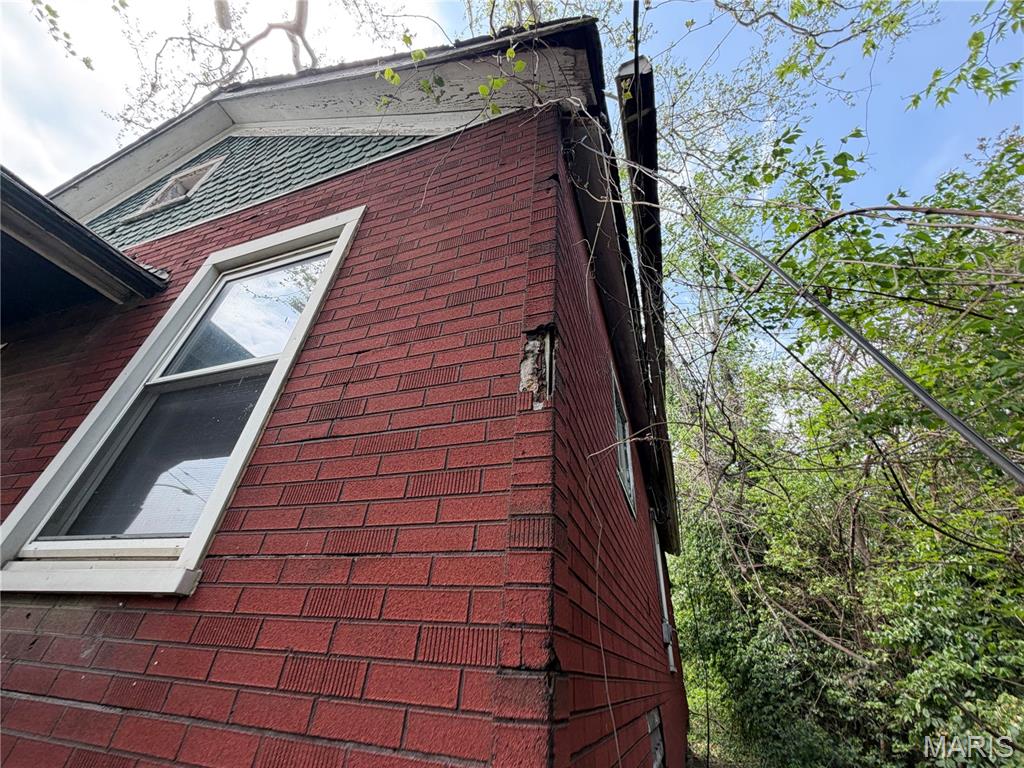 West Walnut Manor - Residential