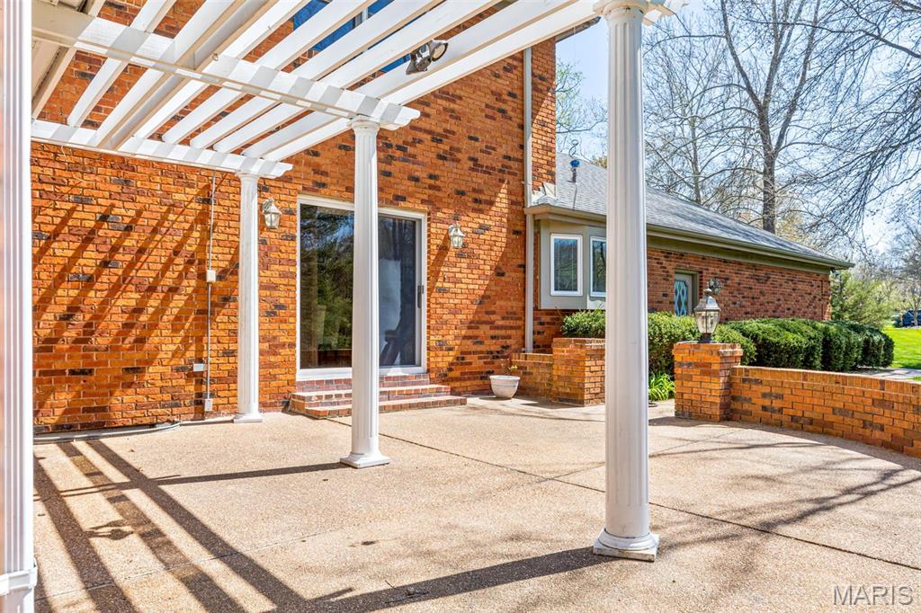 Ladue Aire Estate - Residential