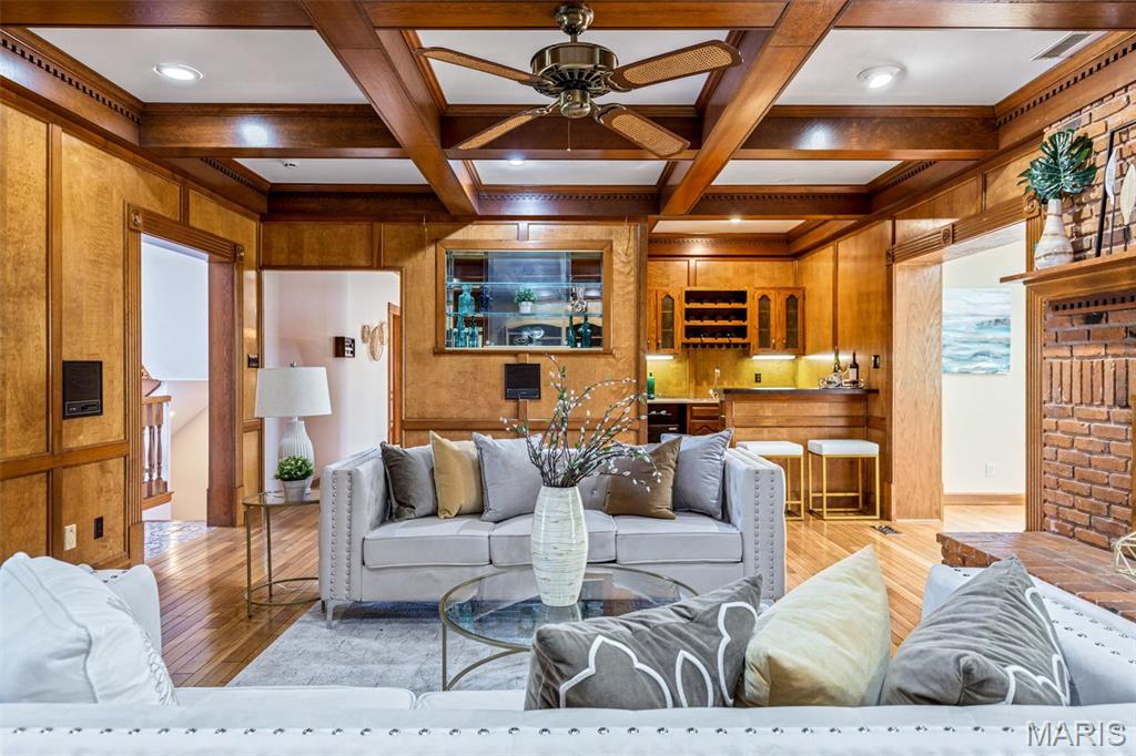 Ladue Aire Estate - Residential