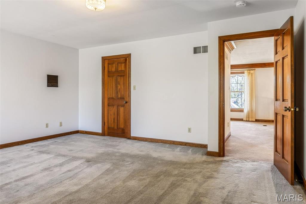 Ladue Aire Estate - Residential