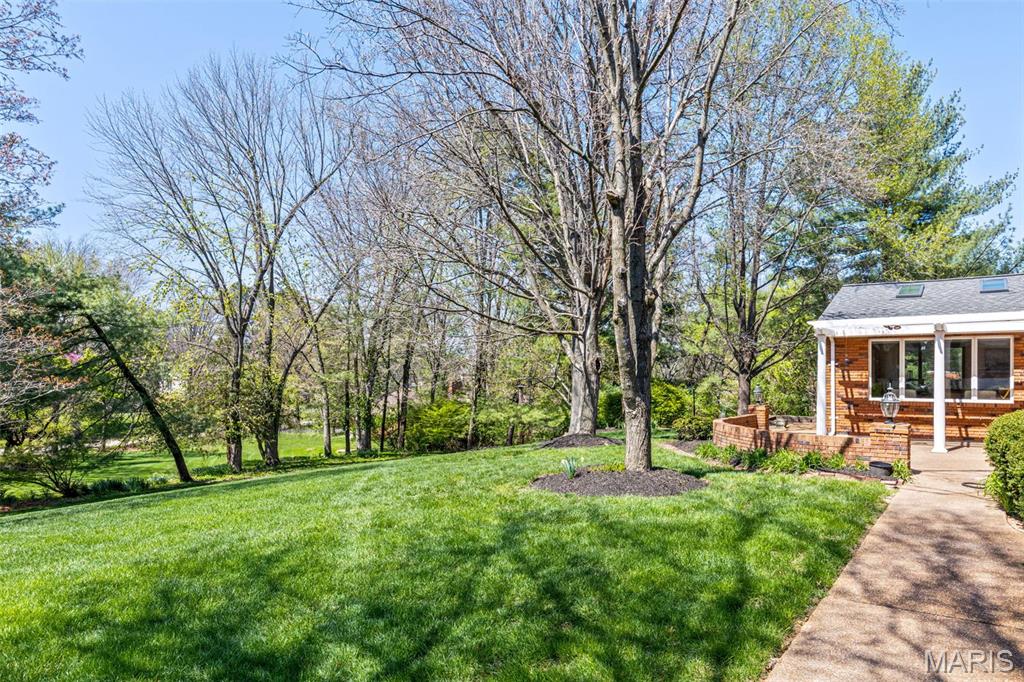 Ladue Aire Estate - Residential