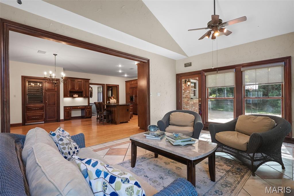 Deerpath Acres - Residential