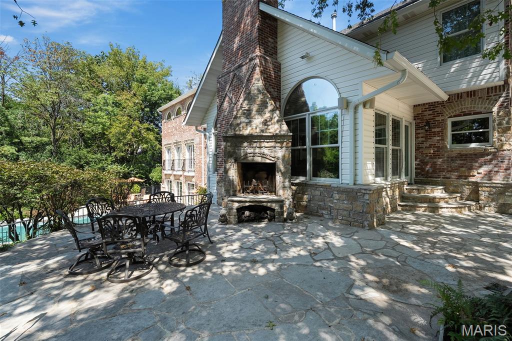 Deerpath Acres - Residential