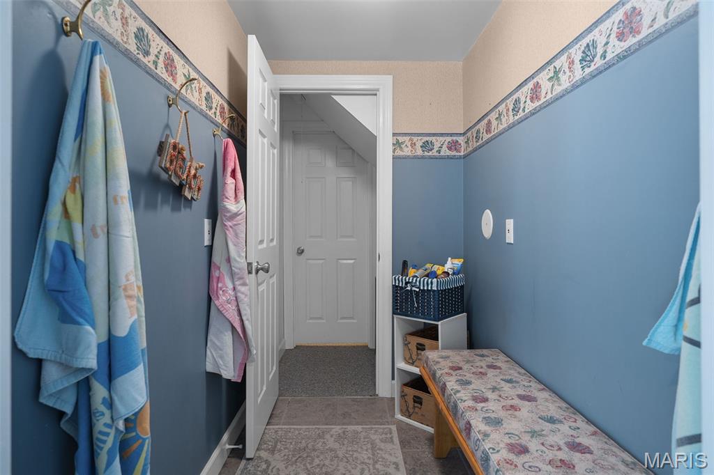 Deerpath Acres - Residential