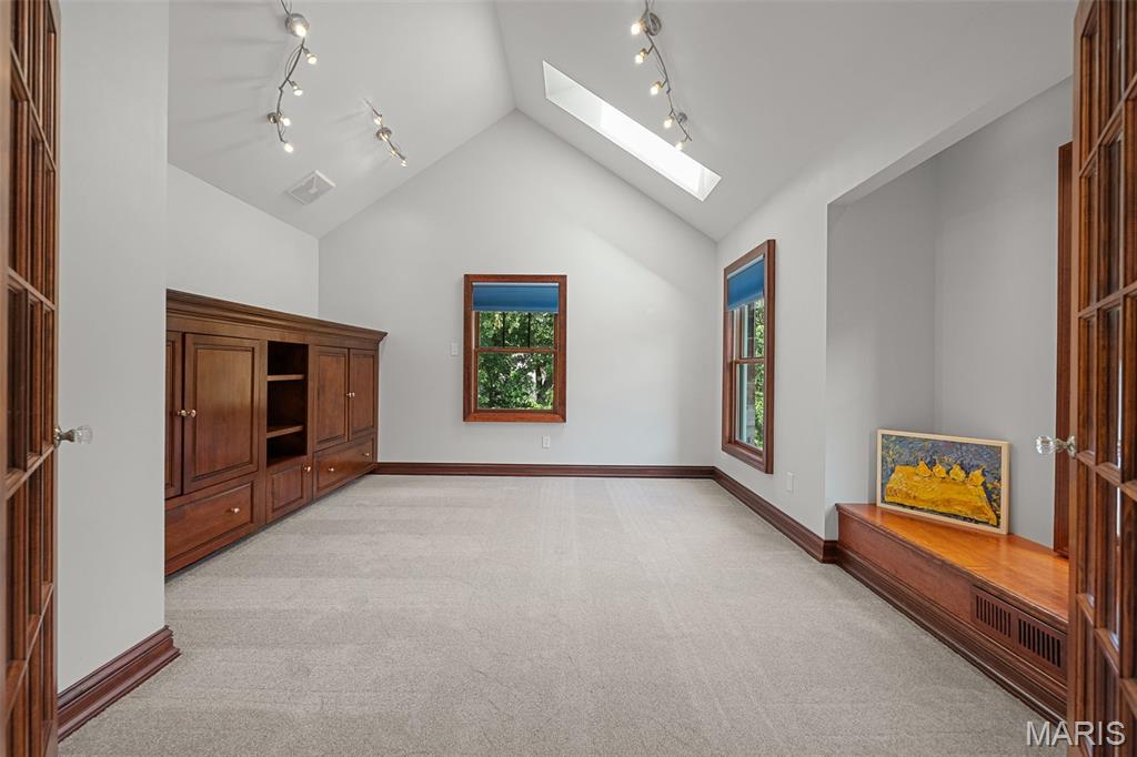 Deerpath Acres - Residential