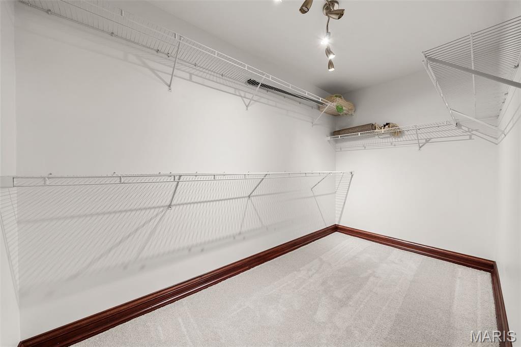 Deerpath Acres - Residential