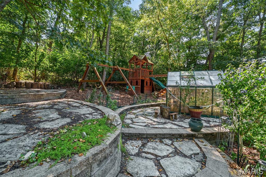 Deerpath Acres - Residential