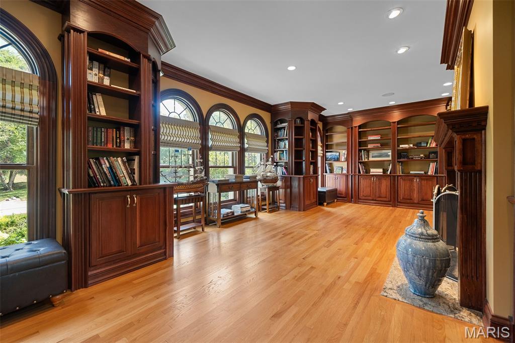 Deerpath Acres - Residential