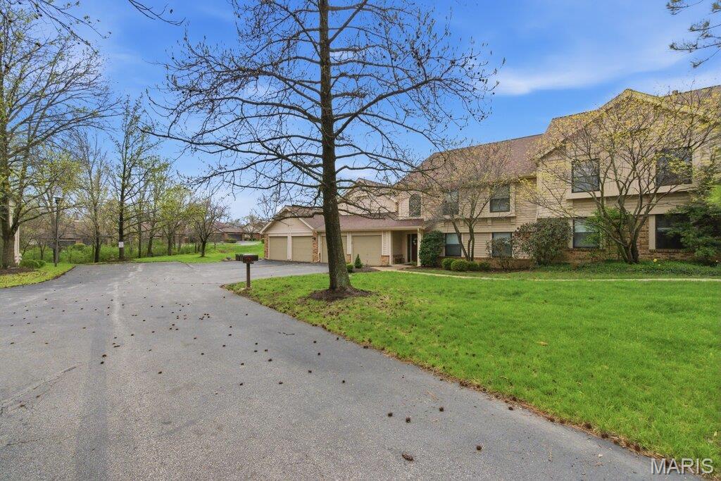 Treetop Condo One-M - Residential