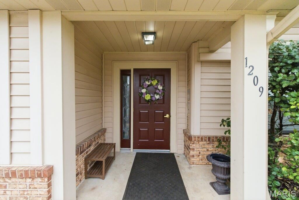 Photo of 1209 Lofty Point Drive #A, Ballwin, MO 63021 (MLS # 26019346)