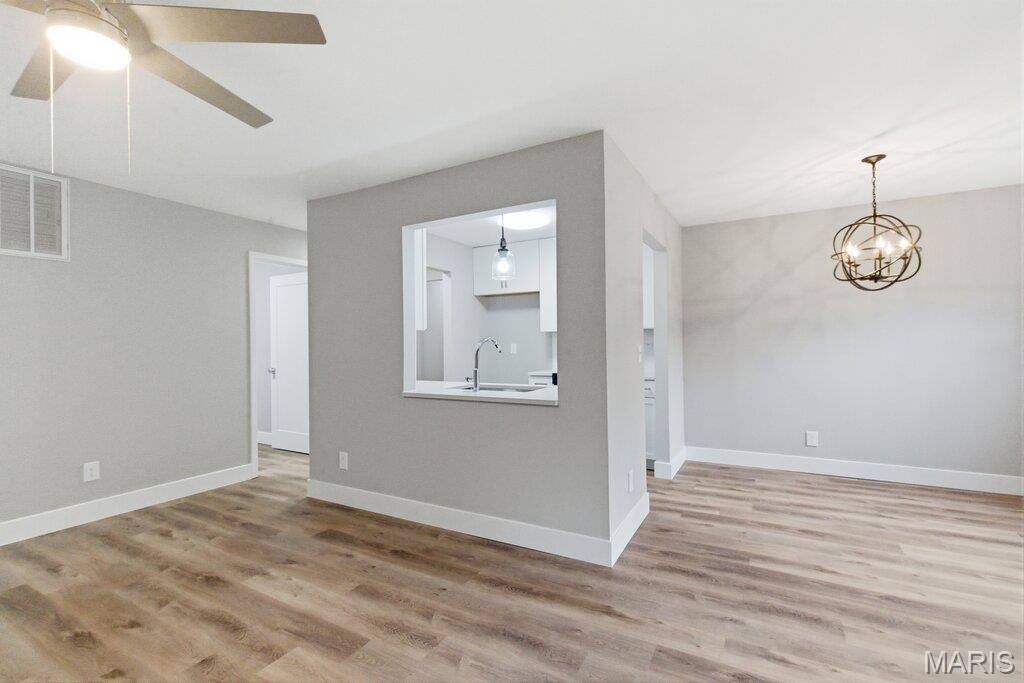 Treetop Condo One-M - Residential