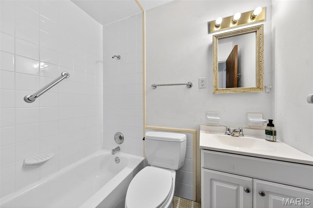 Queen Ann - Residential