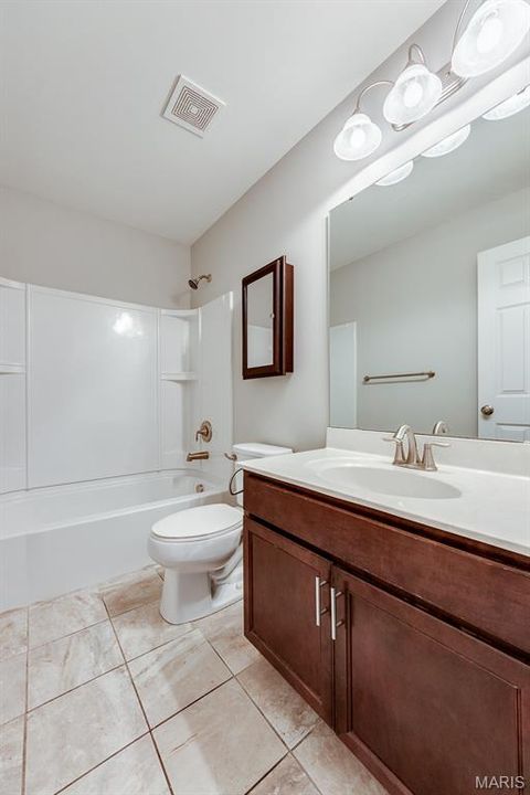 Tiny photo for 925 Meramec Grove Drive, Ballwin, MO 63021 (MLS # 25077530)