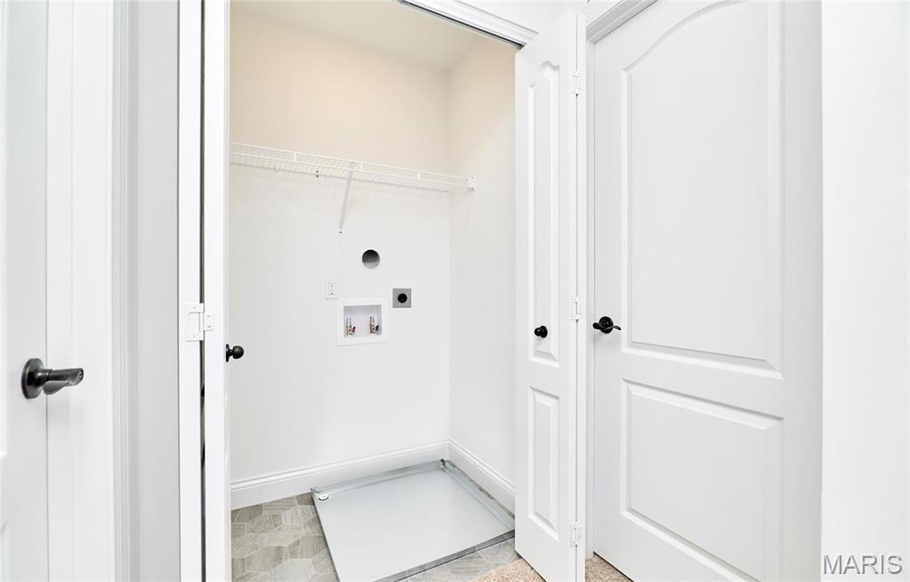 Majestic Lakes - Residential