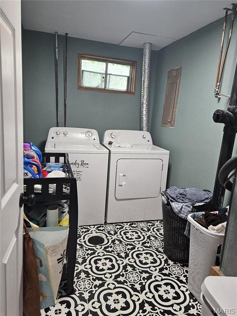 Tiny photo for 525 Skyview Drive, Ellington, MO 63638 (MLS # 26046389)