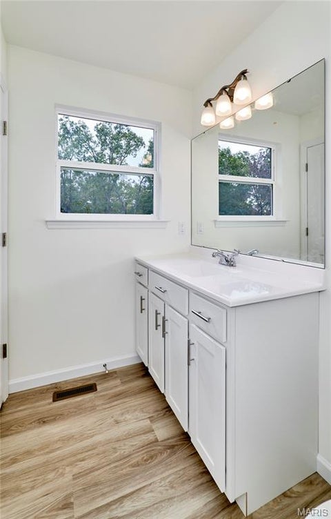 Tiny photo for 41 Sugar Creek Court, Troy, MO 63379 (MLS # 26064111)