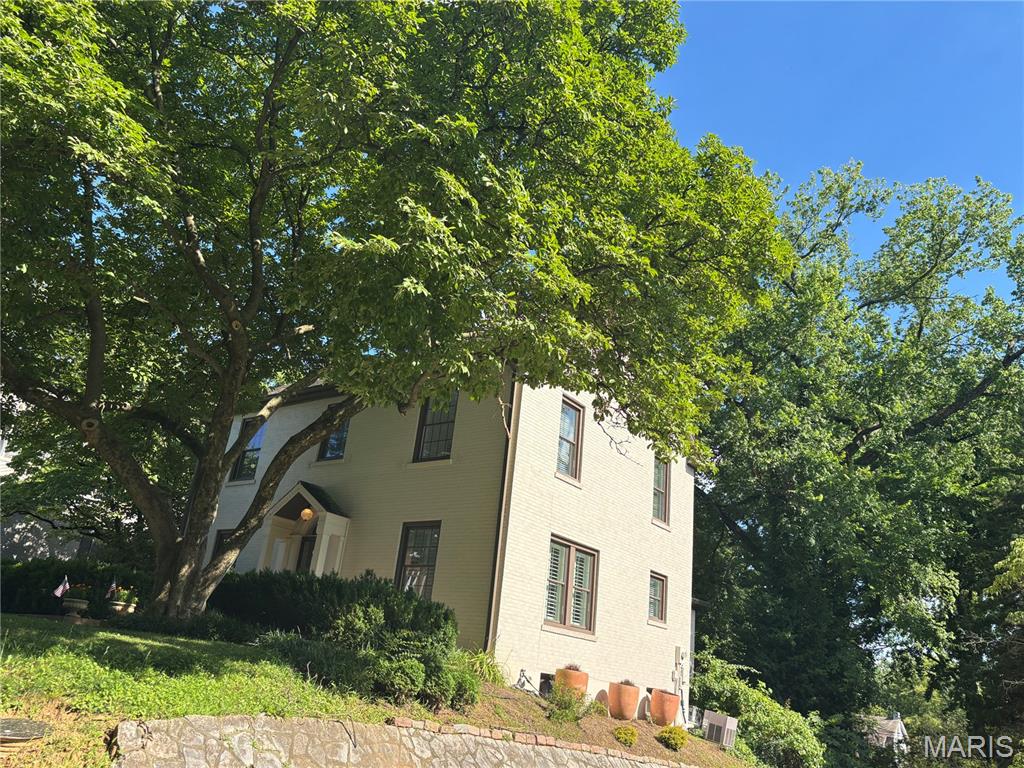 1223 Rockwood Drive