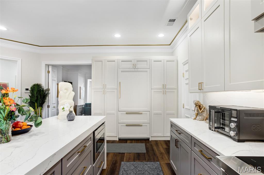 Shaw Place - Residential