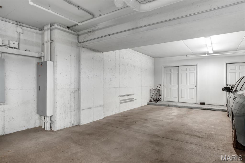 Shaw Place - Residential