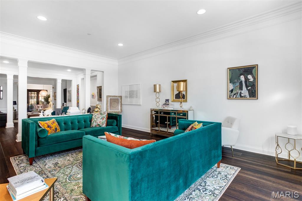 Shaw Place - Residential