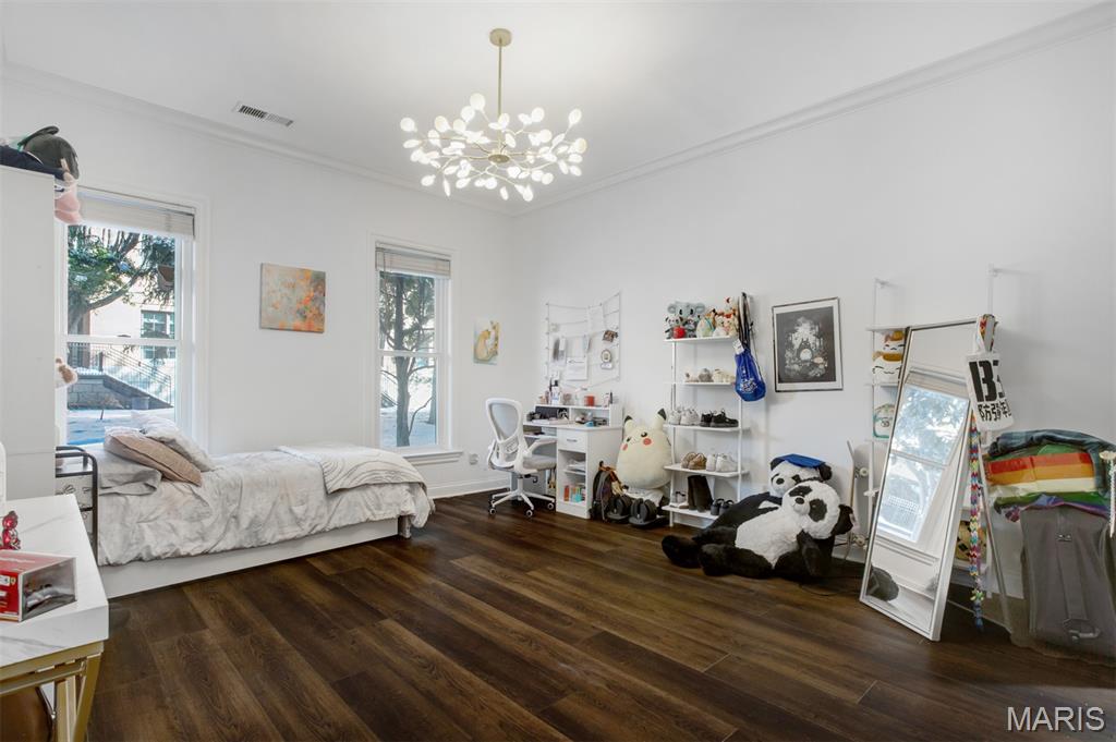 Shaw Place - Residential