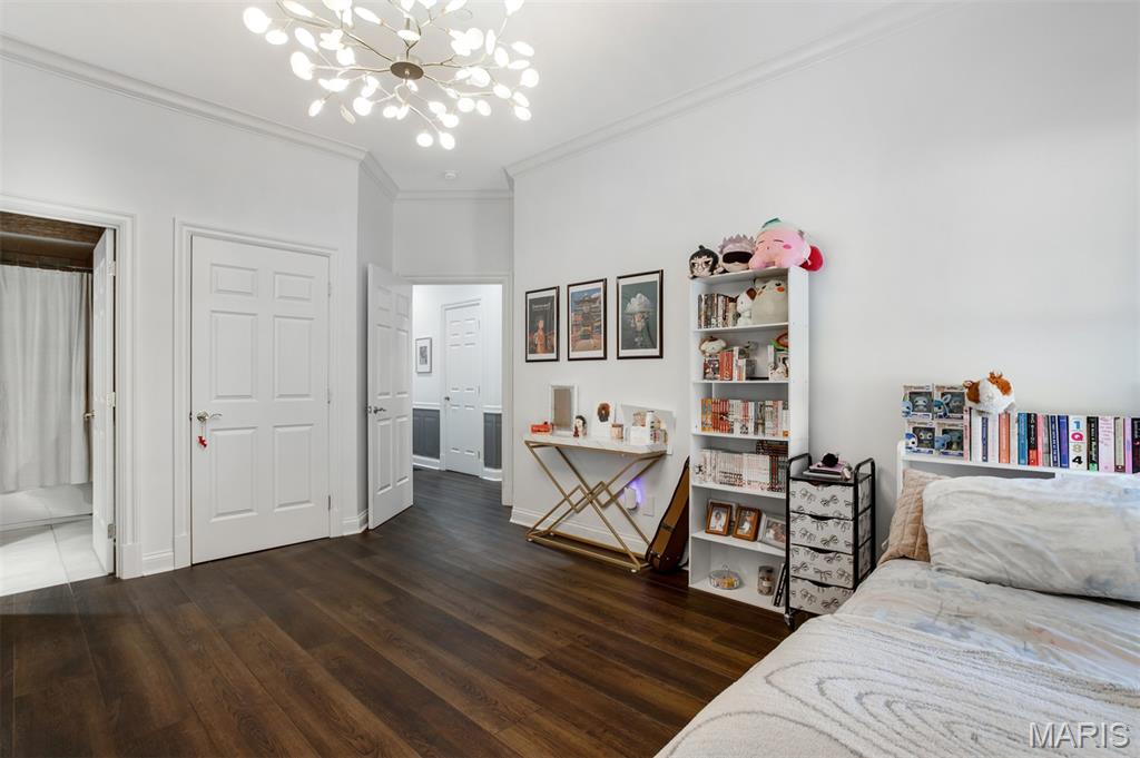 Shaw Place - Residential