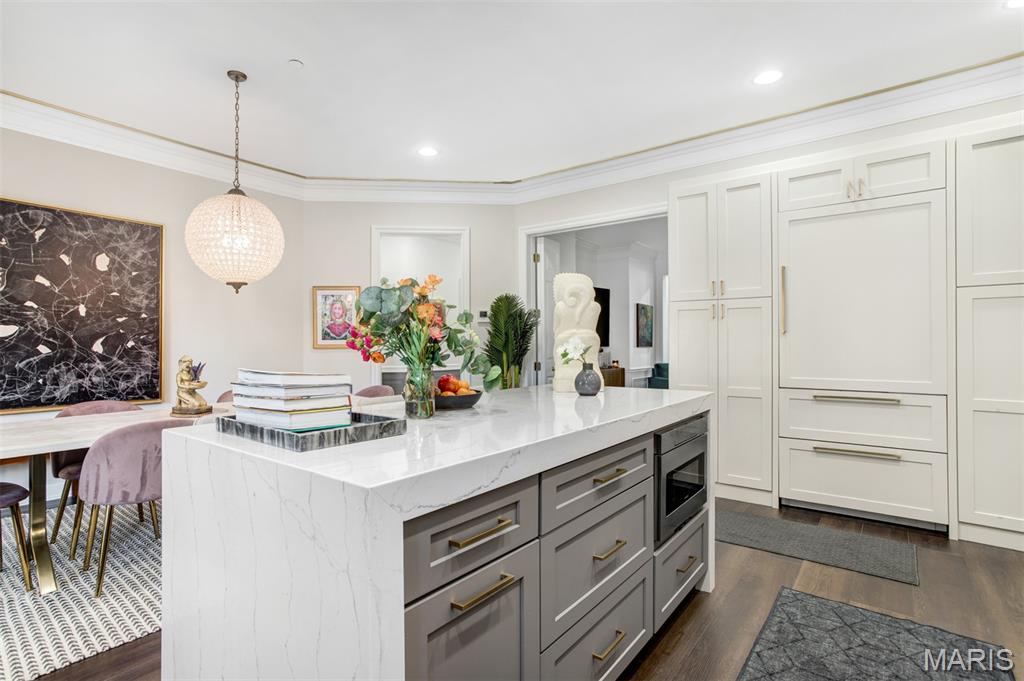 Shaw Place - Residential