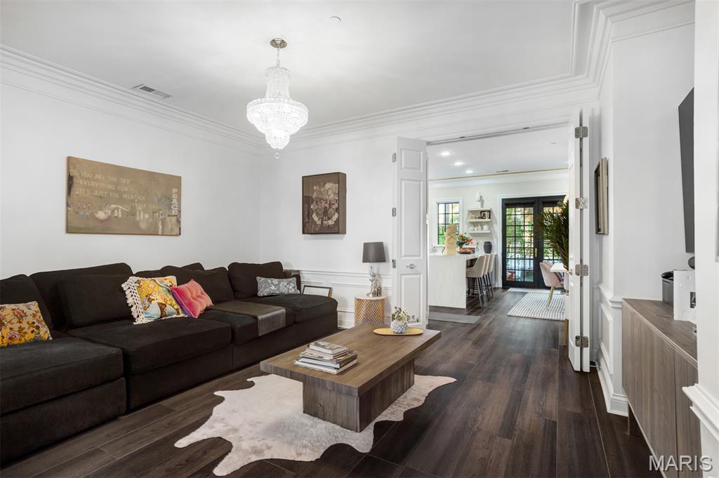 Shaw Place - Residential