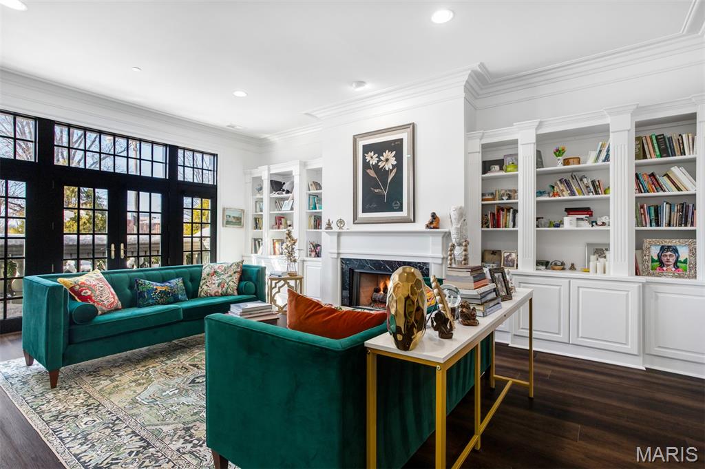 Shaw Place - Residential