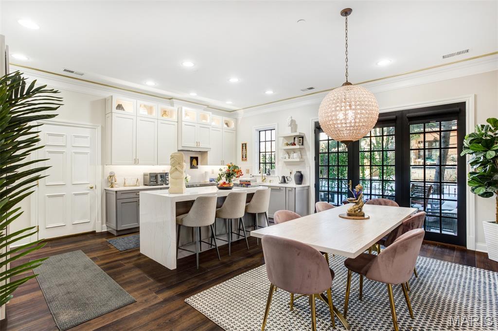 Shaw Place - Residential