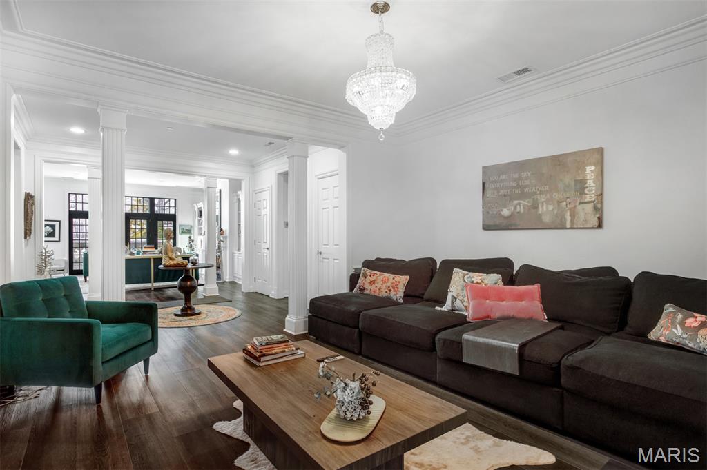 Shaw Place - Residential