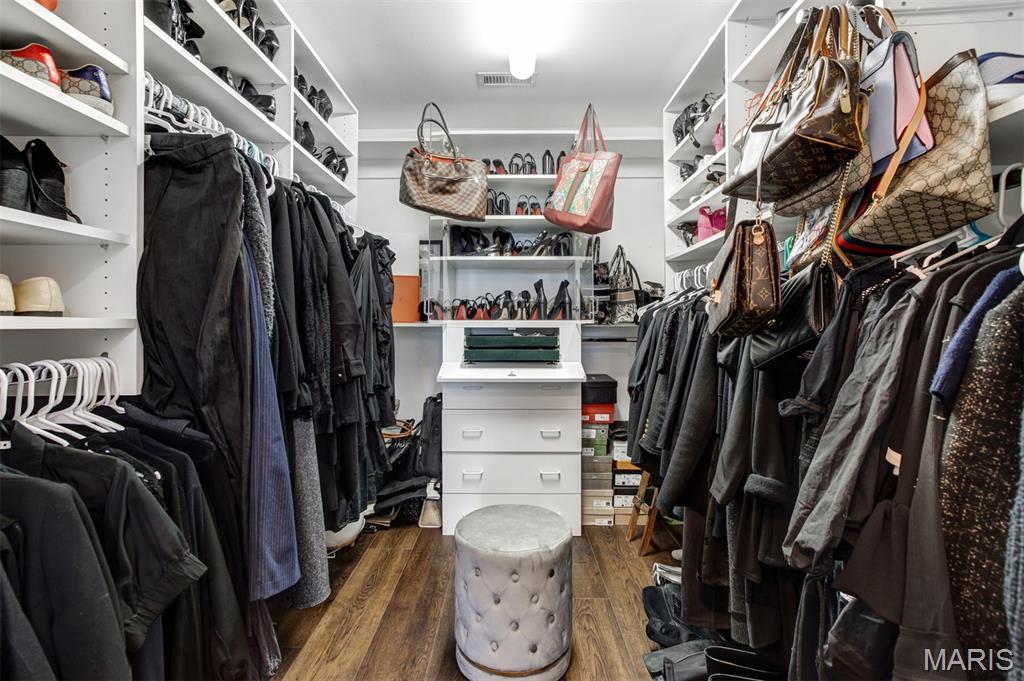 Shaw Place - Residential