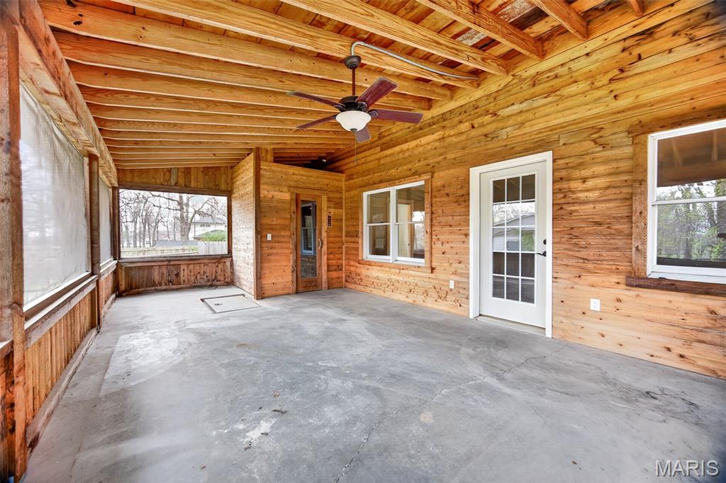 Whispering Oaks - Residential