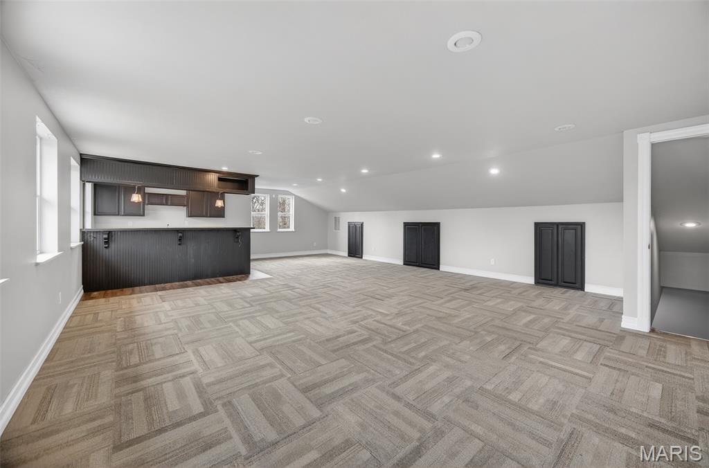 Whispering Oaks - Residential
