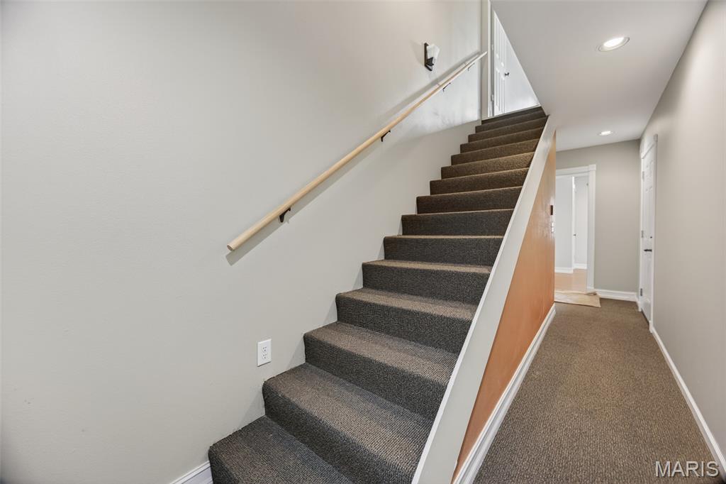 Whispering Oaks - Residential