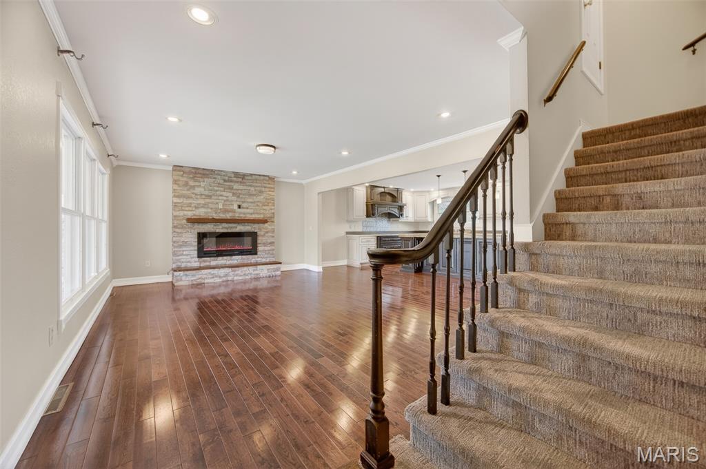 Whispering Oaks - Residential