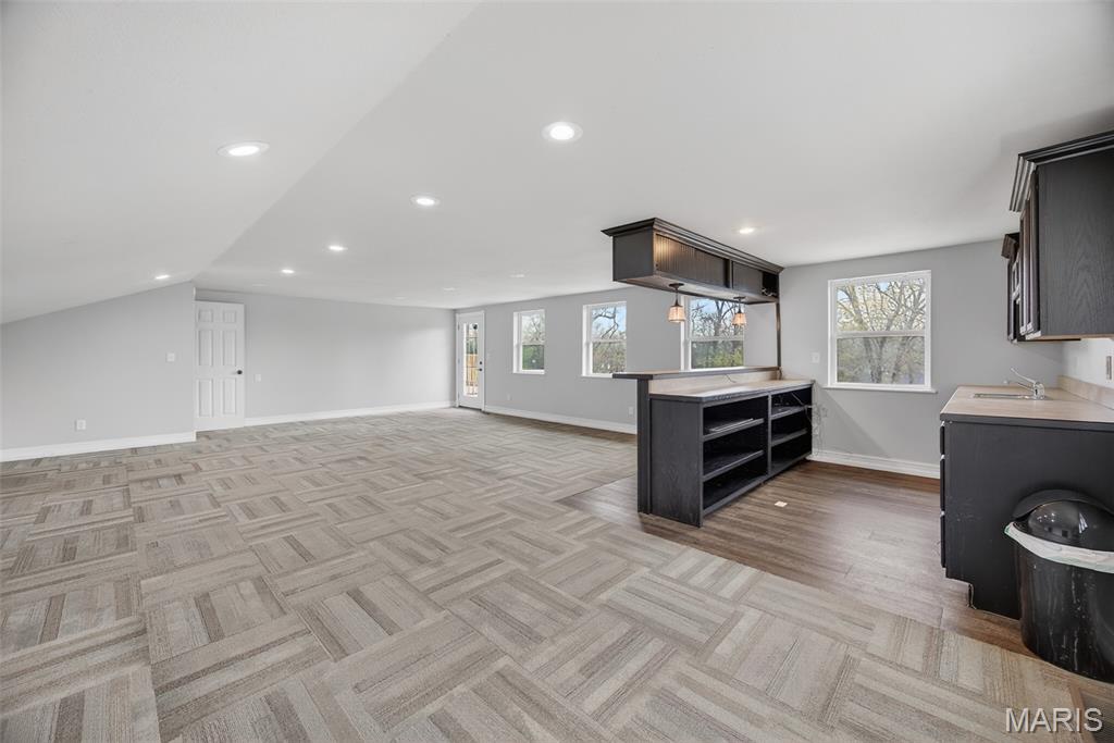Whispering Oaks - Residential