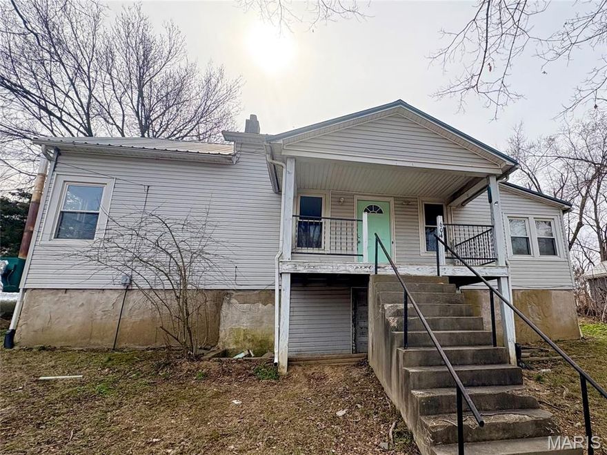 Investor Special in the Heart of Marble Hill Missouri!
Opportunity awaits with this 3-bedroom, 1-bath home located right in the middle of town in Marble Hill. Priced to move, this property offers strong potential for a rental, flip, or long-term investment.
The home features a functional layout with an upstairs area that could easily be reconfigured to create a 4th bedroom, increasing value and rental income potential. The property does need updates & repairs, including new flooring throughout, but requires minimal structural repairs — making it a great value-add opportunity.
There is a storm shelter/basement area under the home where the utilities are housed, adding additional storage and peace of mind during storm season.
Whether you're looking to renovate and resell or build your rental portfolio, this property offers location, potential, and a price point that investors are looking for.
Bring your vision and unlock the value!