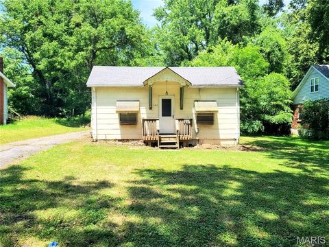 Photo of 1453 Twillman Avenue, St Louis, MO 63138 (MLS # 26036603)