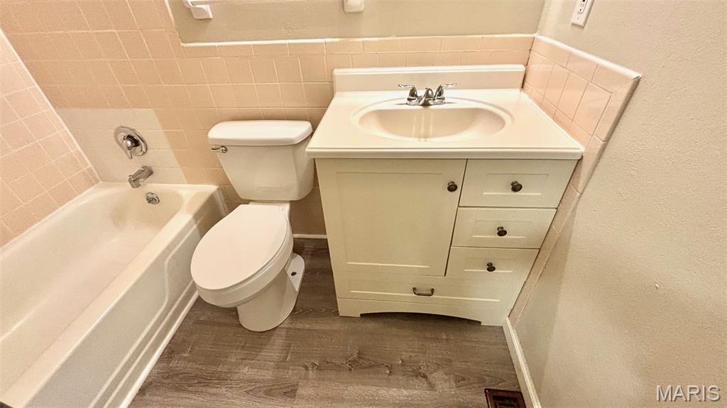 Woodcliff Manor #2 - Residential Lease