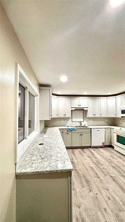 Woodcliff Manor #2 - Residential Lease