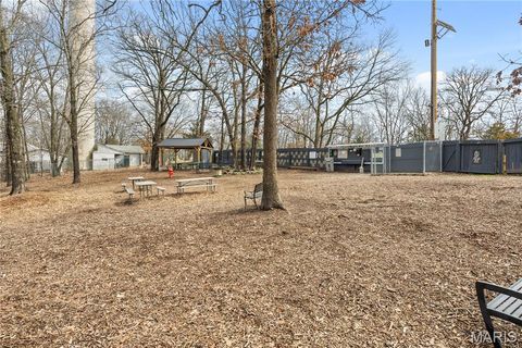 Tiny photo for 434 Cherokee Road, Four Seasons, MO 65049 (MLS # 26029913)